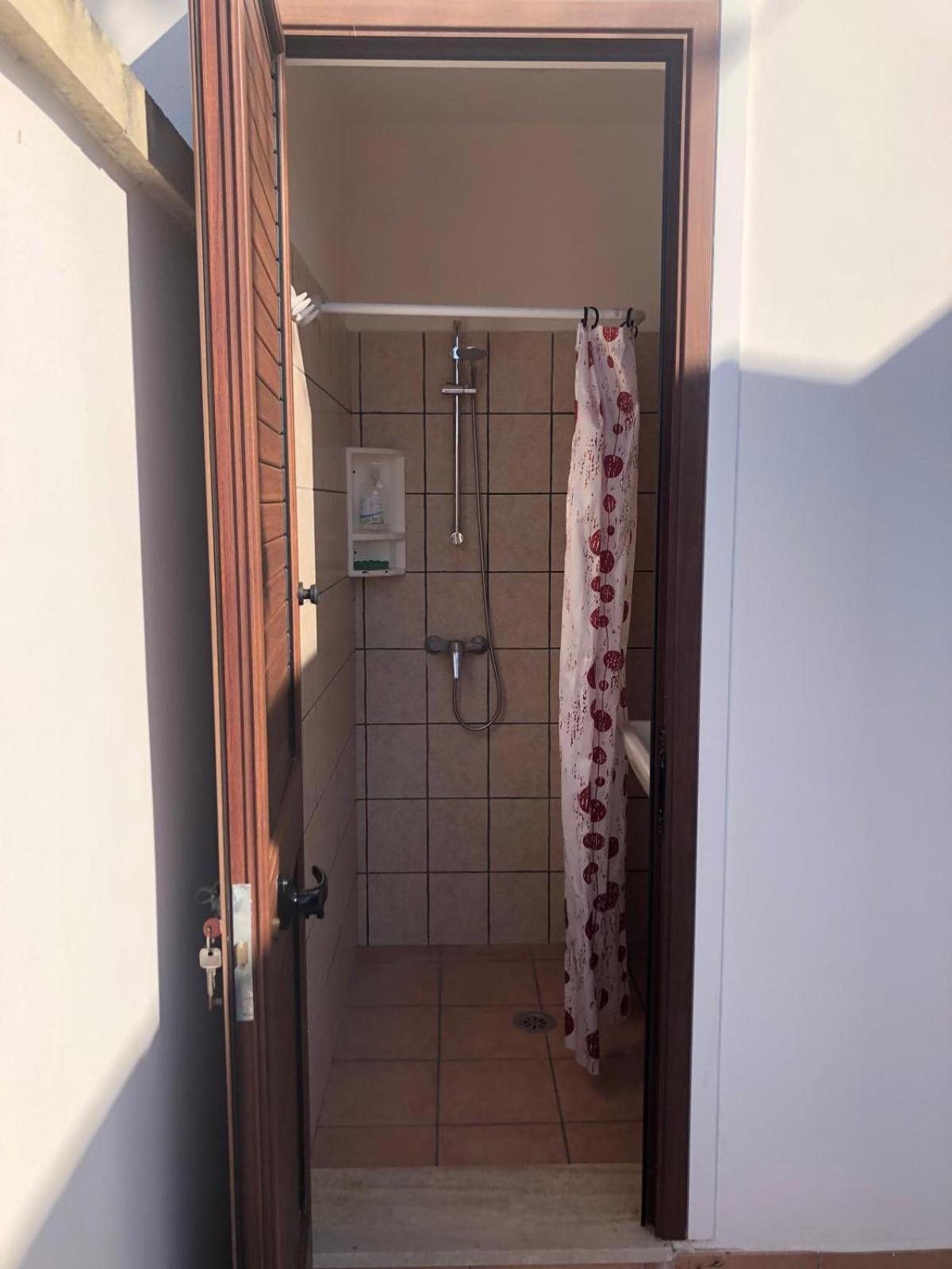 Odegos Appartamento Matilda Roca Exterior foto