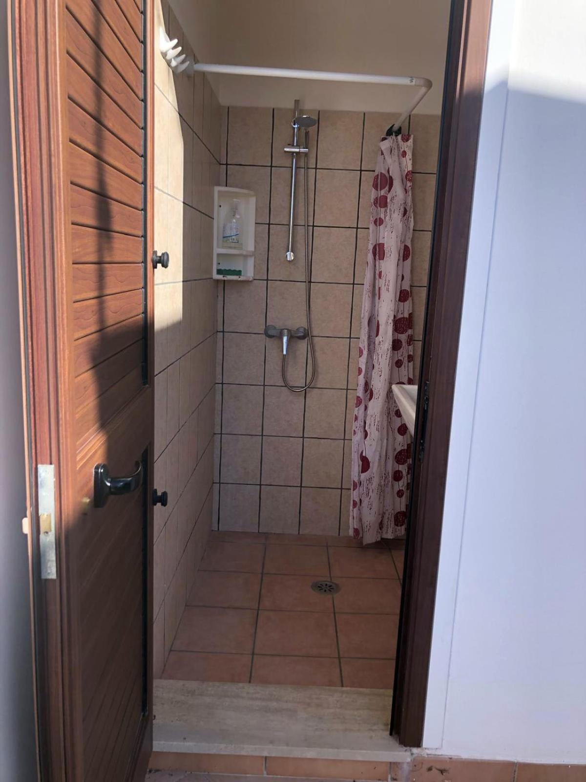 Odegos Appartamento Matilda Roca Exterior foto