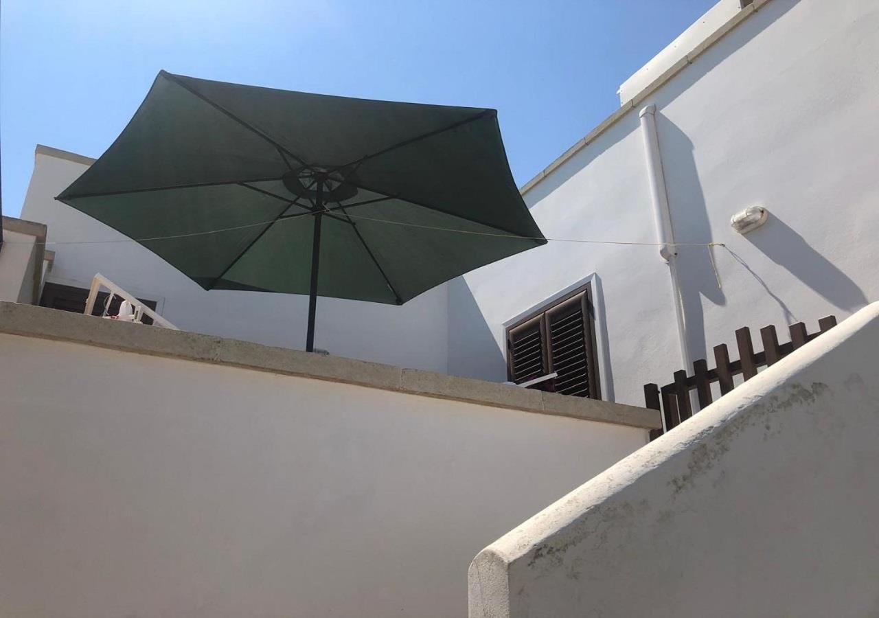 Odegos Appartamento Matilda Roca Exterior foto